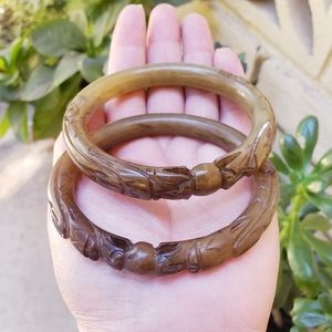 Dynasty "2 dragons Playing Pearl" Jade Bangle